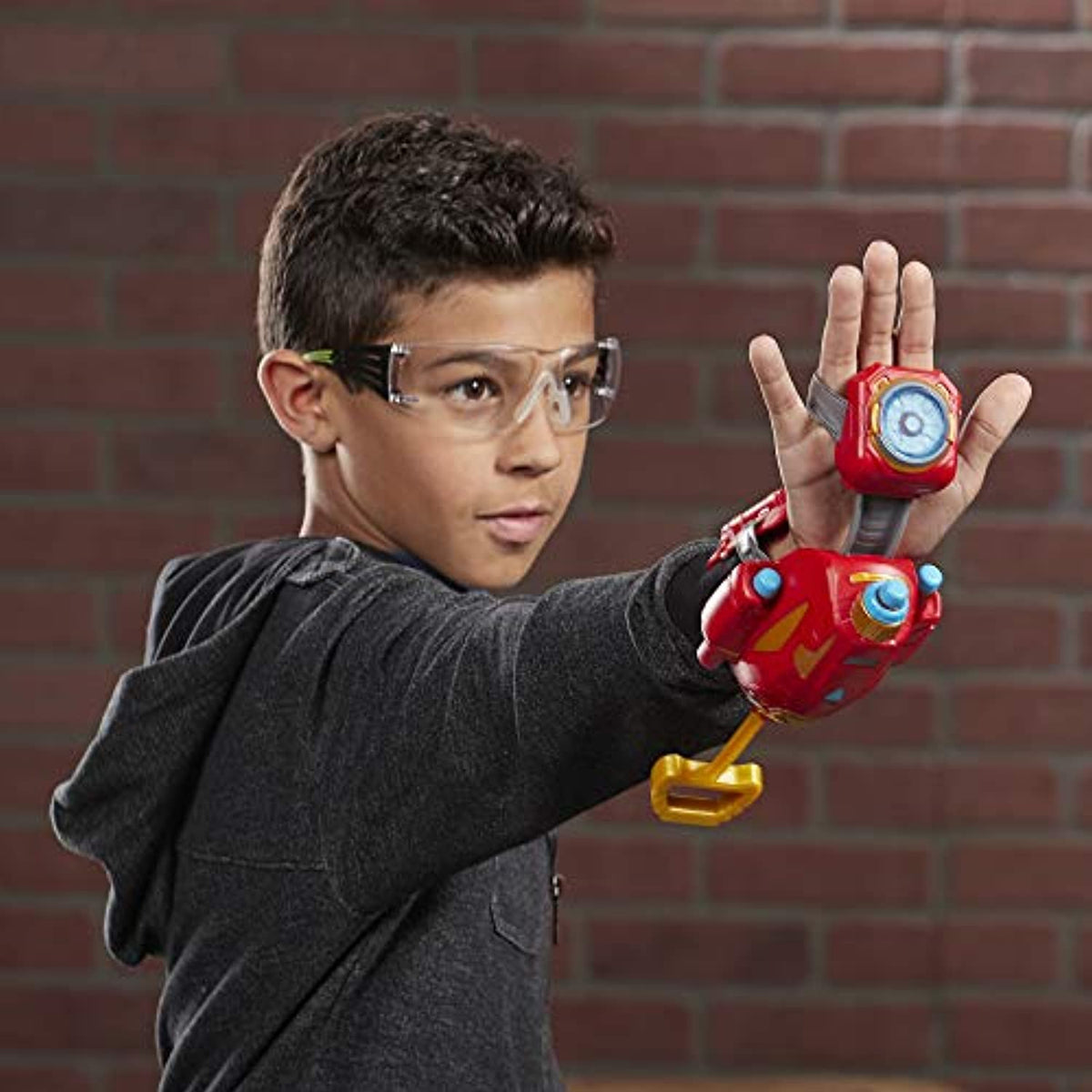 Nerf Marvel Avengers Iron Man Dart-Launching Toy B8569