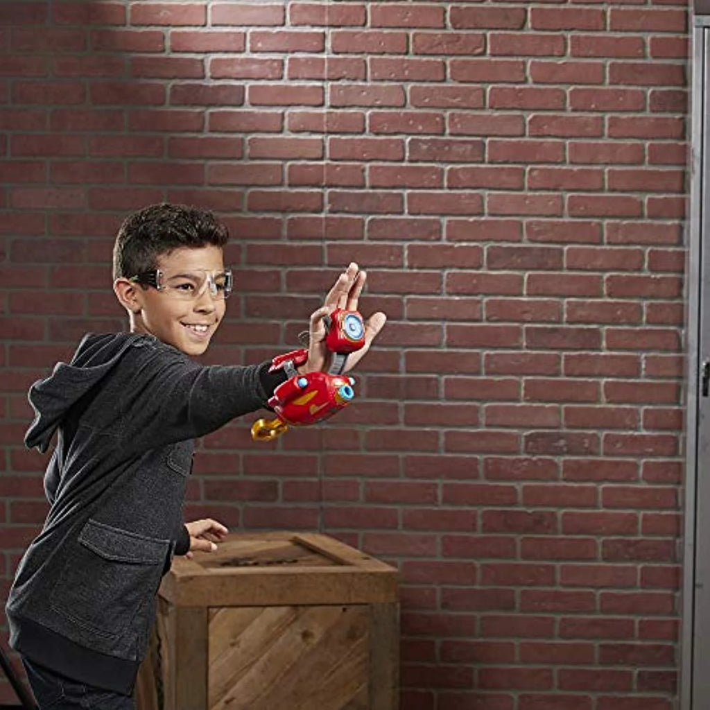 Nerf Marvel Avengers Iron Man Dart-Launching Toy B8569