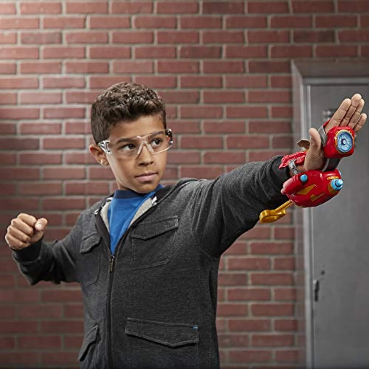 Nerf Marvel Avengers Iron Man Dart-Launching Toy B8569